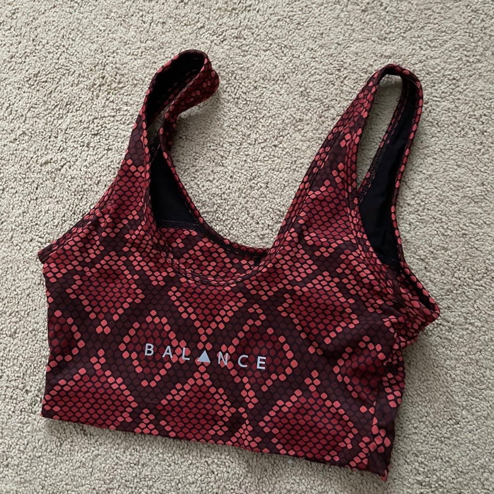 Balance athletica kingdom ascend top
